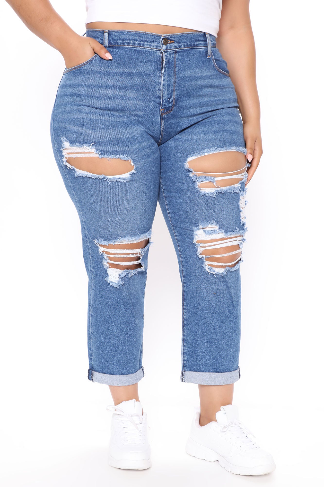 02-18-21Studio4_SN_TB_09-58-56_1_ZD503001DRM_MediumBlueWash_P_PLUS_52929_RA