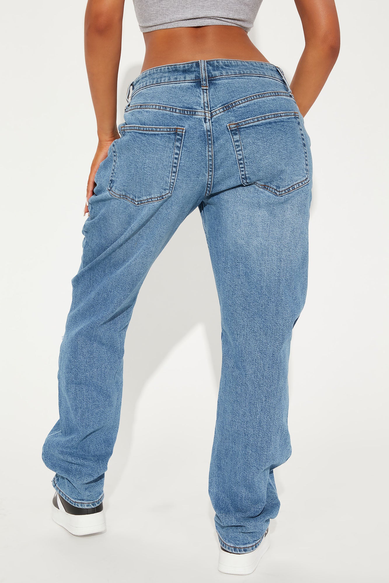 06-21-22Studio1_RT_KJ_16-07-48_26_FN23596FB06_DarkWash_18829_V3_SG_SHINTANI