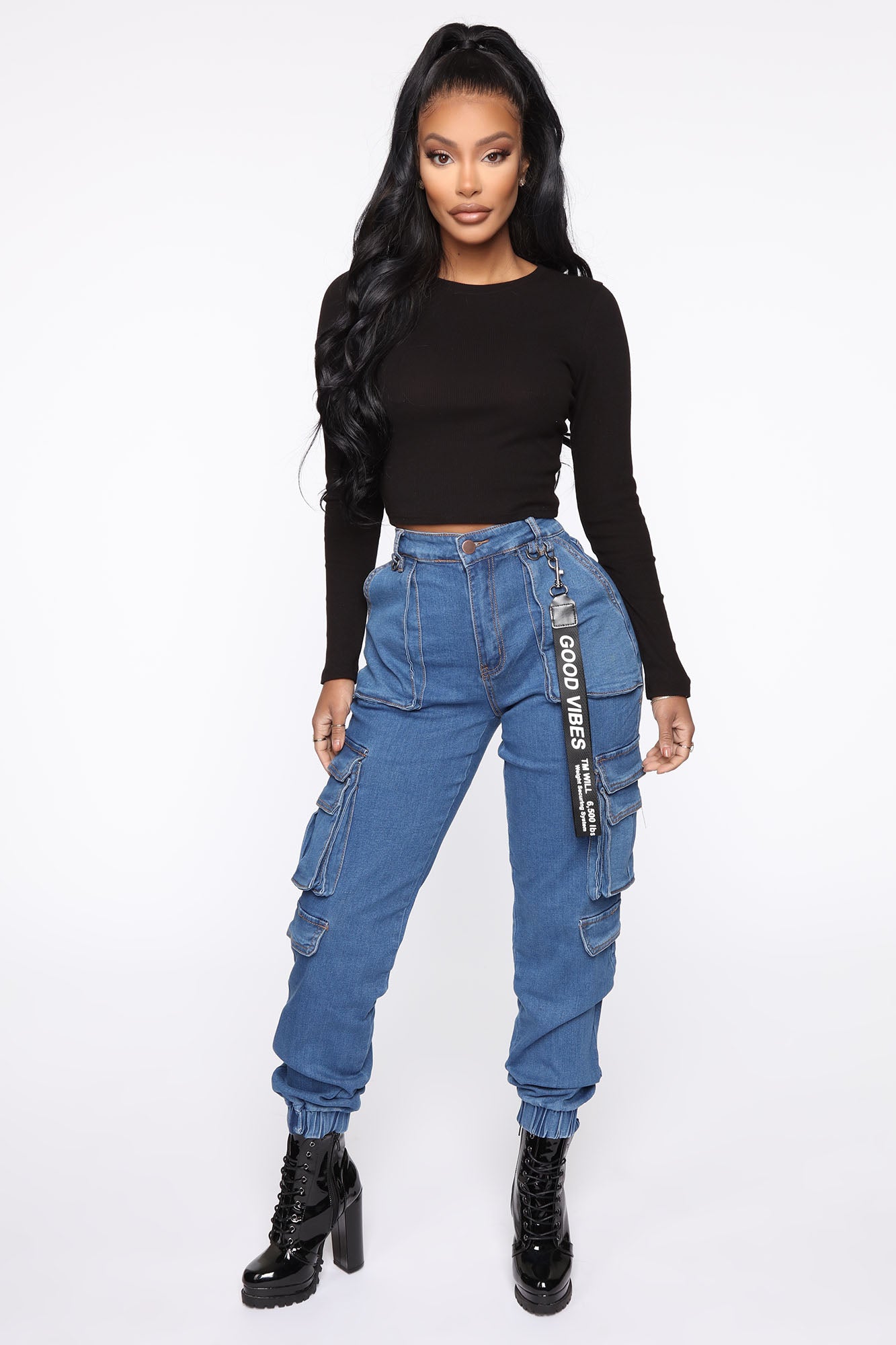 11-26-19_Studio_1_DD_ES__12-00-34_2__RJJ3595_Blue__3_RA